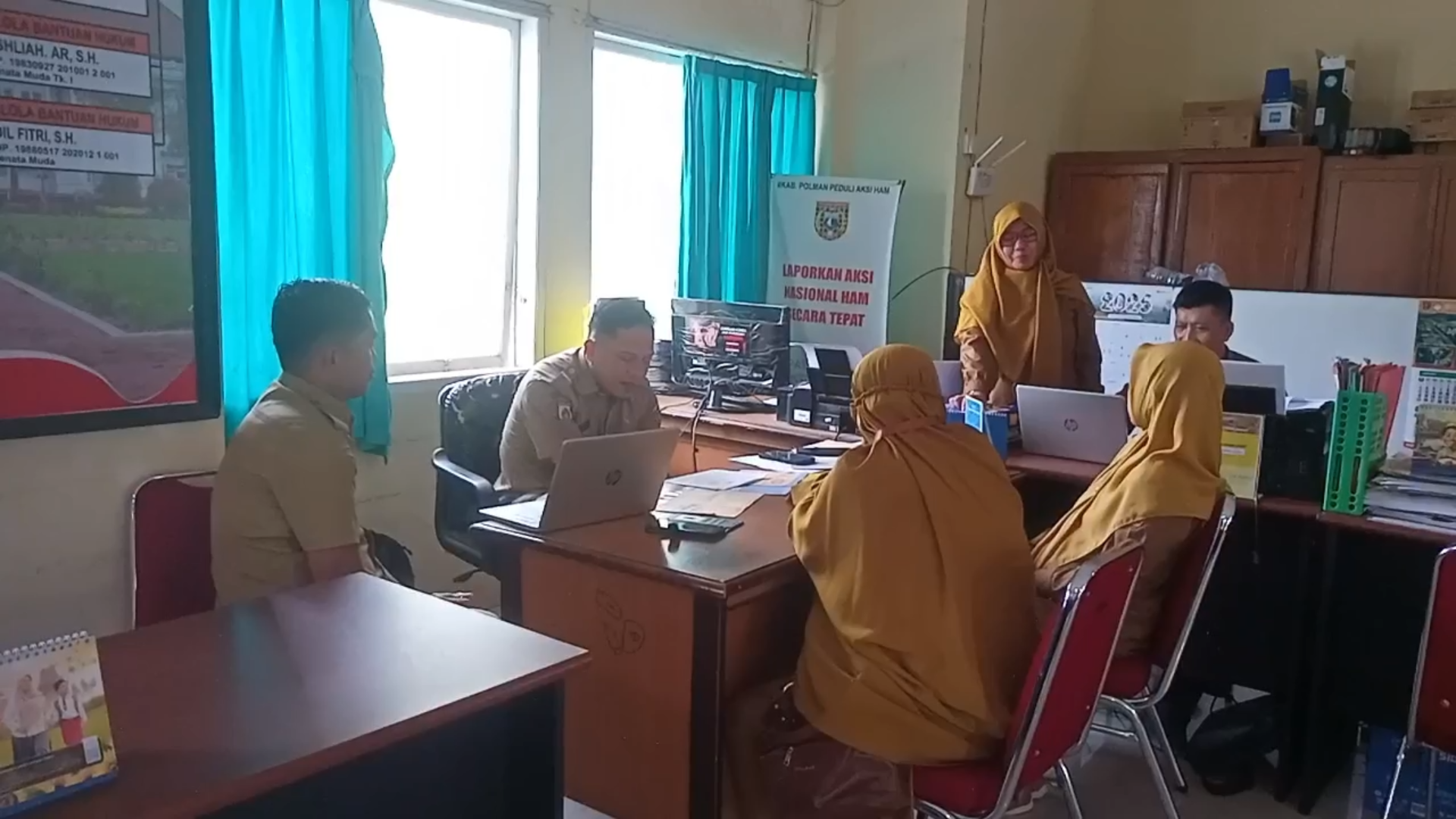 Suasana evaluasi dan pelaporan